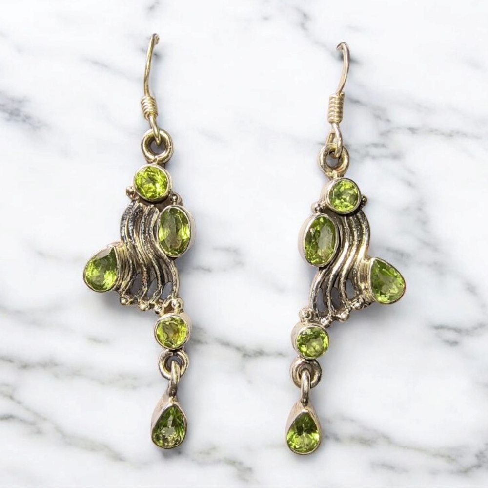Sterling Silver & Peridot Artisan Dangle Earrings Brand New